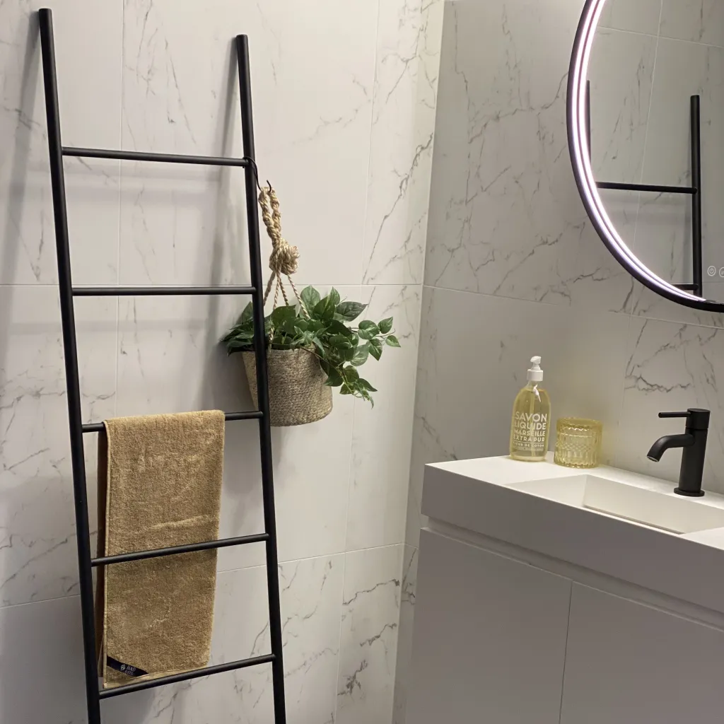 Pulcher Towel Rack PTR82 - Matte black