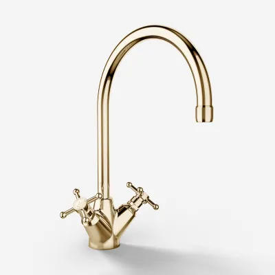 Hassel&Teudt HKV201 - Kitchen faucet w/ Ø200 mm. swivel spout. Polished Brass Natural.