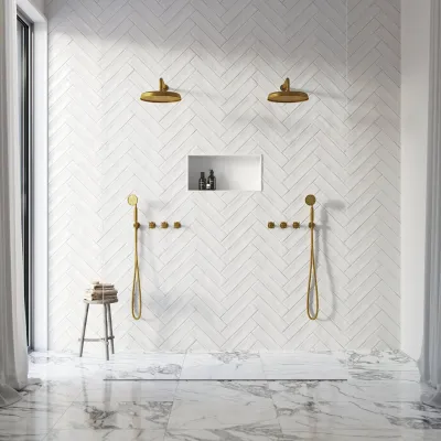 Hassel&Teudt HBR704 S03 - Shower set w/Ø31 cm. Rain DeLuxe w/EasyClean, Wall, Polished Brass Natural