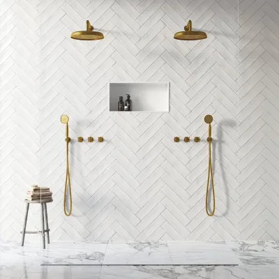 Hassel&Teudt HBR704 S03 - Shower set w/Ø31 cm. Rain DeLuxe w/EasyClean, Wall, Polished Brass Natural