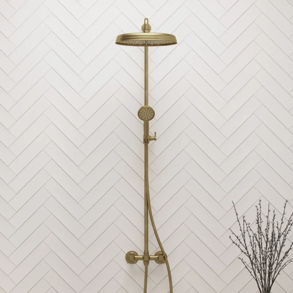 Hassel&Teudt HBR800 S02 - Shower rod set w/Ø31 cm. Rain DeLuxe w/EasyClean, Polished Brass Natural