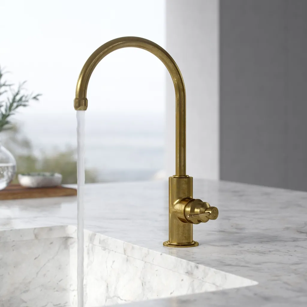 Hassel&Teudt HKV101 - Kitchen Faucet, Polished Brass Natural