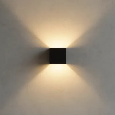 UP&DOWN - LED Wall Lamp, 100x100, IP 54, Black