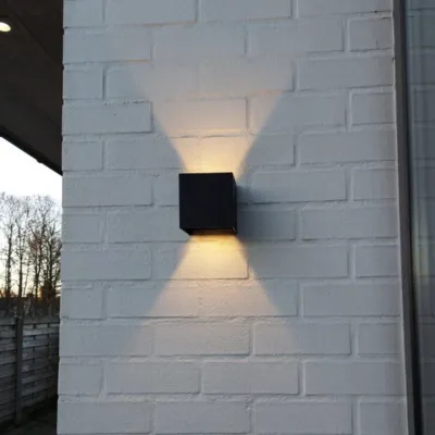 UP&DOWN - LED Wall Lamp, 100x100, IP 54, Black