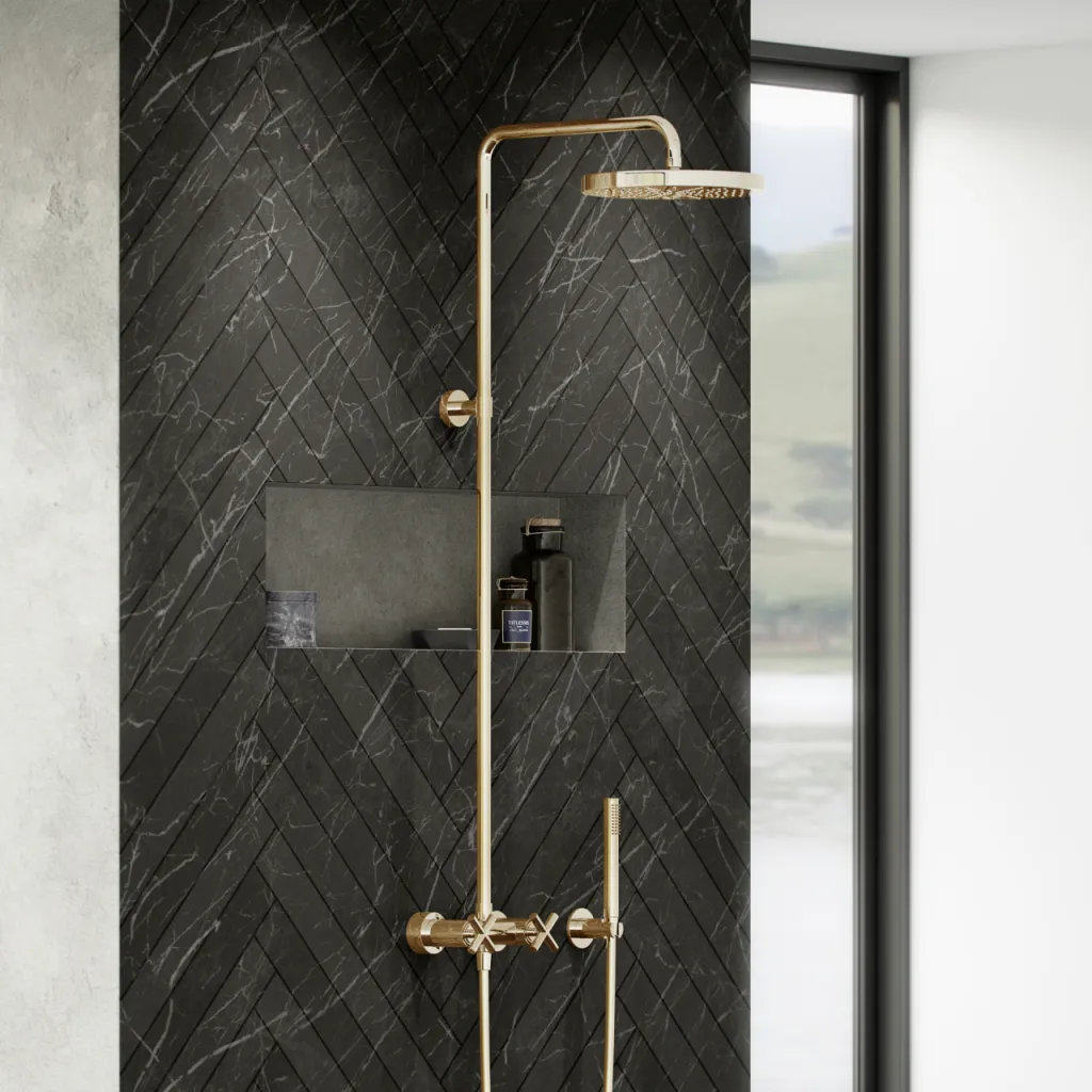 Fly Classic FBR7100 - XL Rain DeLux Shower Ø24, Polished Brass Natural